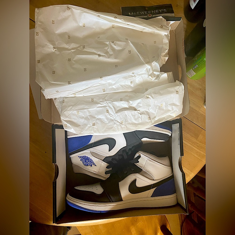 Air Jordan 1 Mid SE / Union Royal Blue - like new
